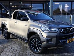 Beige Gebruikt 2024 Toyota HiLux Pickup | € 49.995 (Iets duurder)