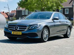 Grijs Gebruikt 2016 Mercedes E220 Edition Sedan | € 22.500 (Goede deal)