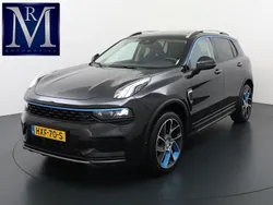 Zwart, metallic lak Gebruikt 2022 Lynk & Co 01 SUV | € 23.899 (Eerlijke prijs)
