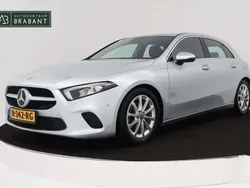 Grijs Gebruikt 2020 Mercedes A180 Advantage Hatchback | € 21.945 (Super prijs)