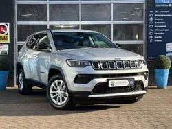 Grijs Gebruikt 2021 Jeep Compass Limited SUV | € 26.440 (Goede deal)