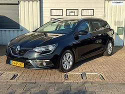 Zwart, metallic lak Gebruikt 2019 Renault Mégane GrandTour LIMITED Stationwagen | € 12.950 (Goede deal)