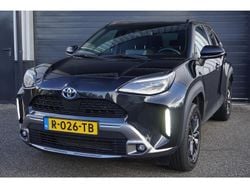 Zwart Gebruikt 2022 Toyota Yaris Cross X-plore SUV | € 27.995 (Eerlijke prijs)