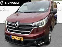 Rood Nieuw 2024 Renault Trafic Van | € 29.950 (Goede deal)