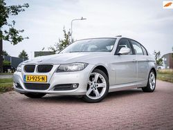 Grijs Gebruikt 2009 BMW 318 Sedan | € 8.900 (Duur)