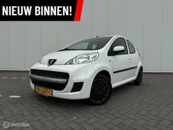Wit Gebruikt 2011 Peugeot 107 Hatchback | € 3.150 (Eerlijke prijs)