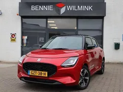 Rood Nieuw 2025 Suzuki Swift Style Hatchback | € 27.250 (Eerlijke prijs)