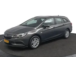 Grijs Gebruikt 2016 Opel Astra Edition Stationwagen | € 11.940 (Eerlijke prijs)