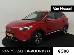 Rood Gebruikt 2024 MG ZS Luxury Sedan | € 24.995 (Eerlijke prijs)