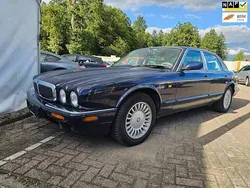 Blauw Gebruikt 2000 Jaguar XJ Executive Sedan | € 4.999 (Goede deal)