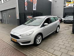 Grijs Gebruikt 2016 Ford Focus Trend Stationwagen | € 5.999 (Goede deal)