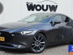 Grijs Gebruikt 2021 Mazda 3 Sportive Hatchback | € 22.995 (Eerlijke prijs)