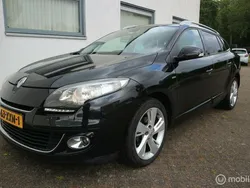 Zwart Gebruikt 2012 Renault Mégane GrandTour Bose Edition Stationwagen | € 2.900 (Goede deal)
