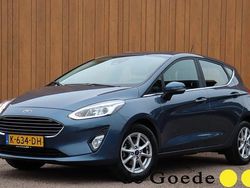 Blauw (metallic) Gebruikt 2020 Ford Fiesta Titanium Hatchback | € 12.440 (Eerlijke prijs)