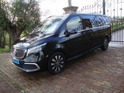 Zwart Gebruikt 2021 Mercedes EQV300 Business Stationwagen | € 29.900