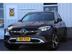 Grijs, metallic lak Gebruikt 2023 Mercedes GLC300 Business SUV | € 55.900
