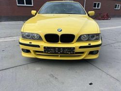 Geel Gebruikt 2001 BMW 520 Sedan | € 16.900
