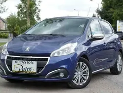 Blauw Gebruikt 2017 Peugeot 208 Allure Hatchback | € 10.900 (Eerlijke prijs)