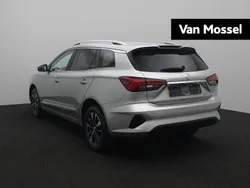 Grijs Nieuw 2025 MG MG5 EV Luxury Stationwagen | € 35.150 (Eerlijke prijs)