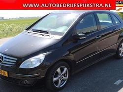 Zwart Gebruikt 2007 Mercedes B180 Executive MPV | € 1.699 (Iets duurder)