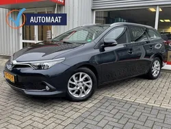Grijs Gebruikt 2017 Toyota Auris Stationwagen | € 15.750 (Eerlijke prijs)