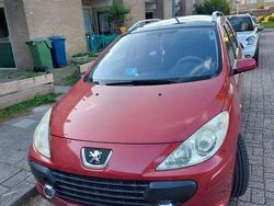 Rood Gebruikt 2006 Peugeot 307 Stationwagen | € 1.750 (Eerlijke prijs)