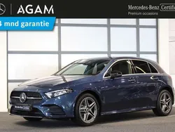 Blauw, metallic lak Gebruikt 2021 Mercedes A250 Business Hatchback | € 28.650 (Eerlijke prijs)