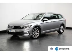 Grijs Gebruikt 2020 VW Passat Business Stationwagen | € 23.900 (Eerlijke prijs)