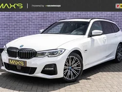 Wit Gebruikt 2022 BMW 330e Executive Stationwagen | € 37.894 (Eerlijke prijs)