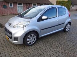 Grijs Gebruikt 2010 Peugeot 107 Hatchback | € 1.250 (Eerlijke prijs)