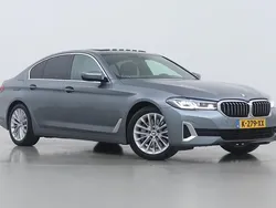 Grijs Gebruikt 2021 BMW 520 M Sport Sedan | € 31.400 (Super prijs)