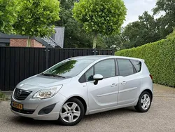 Grijs Gebruikt 2012 Opel Meriva Edition MPV | € 3.990 (Goede deal)