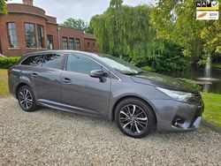Grijs Gebruikt 2018 Toyota Avensis Skyview Edition Stationwagen | € 18.500 (Iets duurder)
