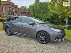 Grijs Gebruikt 2018 Toyota Avensis Skyview Edition Stationwagen | € 18.999 (Eerlijke prijs)