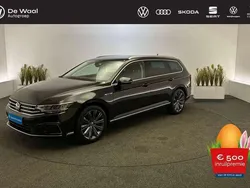 Deep black Gebruikt 2020 VW Passat Business Stationwagen | € 25.695 (Eerlijke prijs)