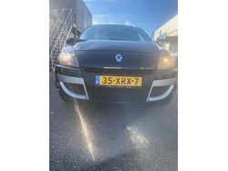 Zwart Gebruikt 2011 Renault Scénic III Dynamique MPV | € 2.750