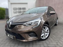 Bruin Gebruikt 2020 Renault Clio V Zen Hatchback | € 12.750 (Eerlijke prijs)