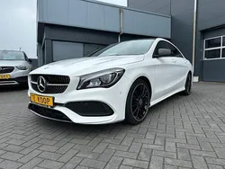Wit Gebruikt 2017 Mercedes CLA180 AMG line Sedan | € 19.850 (Eerlijke prijs)