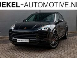Zwart Gebruikt 2023 Porsche Cayenne SUV | € 83.990 (Super prijs)