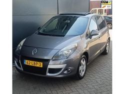Grijs Gebruikt 2010 Renault Scénic III Dynamique MPV | € 2.995 (Eerlijke prijs)
