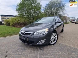 Grijs Gebruikt 2010 Opel Astra Cosmo Hatchback | € 7.650 (Duur)