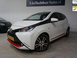 Wit Gebruikt 2016 Toyota Aygo Sport Hatchback | € 8.950 (Eerlijke prijs)