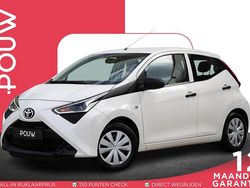 Wit Gebruikt 2020 Toyota Aygo Hatchback | € 10.950 (Eerlijke prijs)