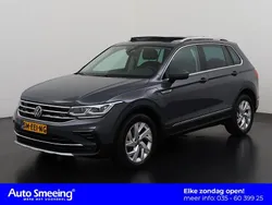 Grijs, metallic lak Gebruikt 2022 VW Tiguan Elegance SUV | € 33.895 (Eerlijke prijs)