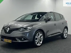 Grijs Gebruikt 2017 Renault Scénic IV Zen MPV | € 10.000 (Eerlijke prijs)