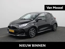 Zwart Gebruikt 2021 Toyota Yaris Edition Hatchback | € 16.900 (Goede deal)