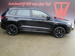 Zwart Gebruikt 2019 Skoda Karoq SportLine SUV | € 27.490 (Eerlijke prijs)