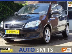 Zwart Gebruikt 2013 Skoda Fabia Hatchback | € 6.450 (Duur)