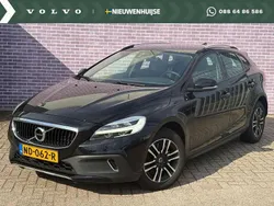 Zwart Gebruikt 2017 Volvo V40 CC Momentum Stationwagen | € 15.899 (Eerlijke prijs)