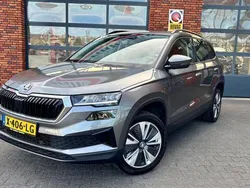 Grijs Gebruikt 2024 Skoda Karoq Business Line SUV | € 33.500 (Eerlijke prijs)